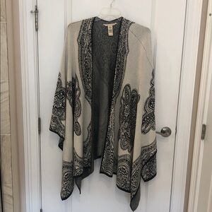 Soft Surroundings Gorgeous Patterned/Paisley Wrap/Topper